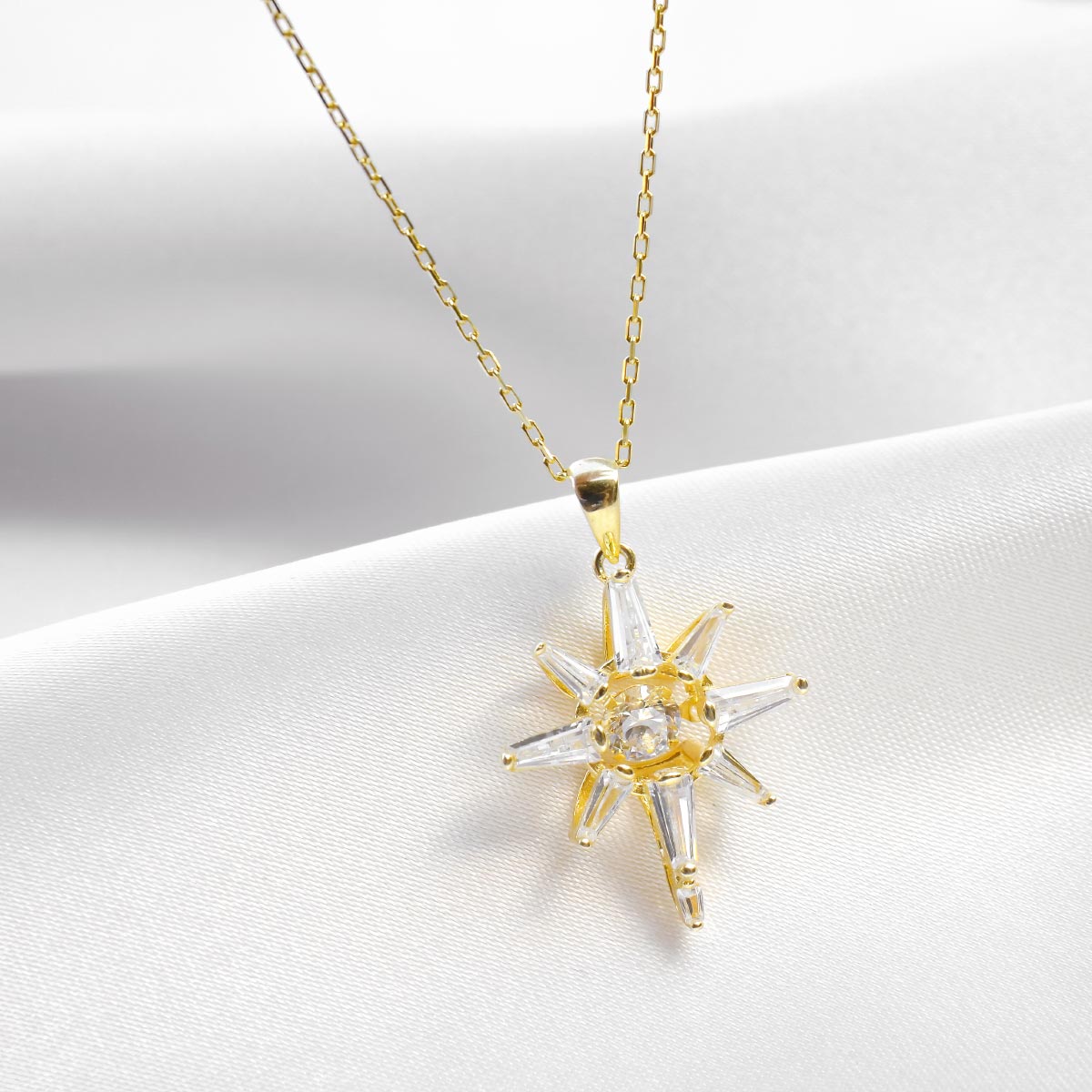 Made of Stars - Dancing Crystal Star Necklace Gift Set
