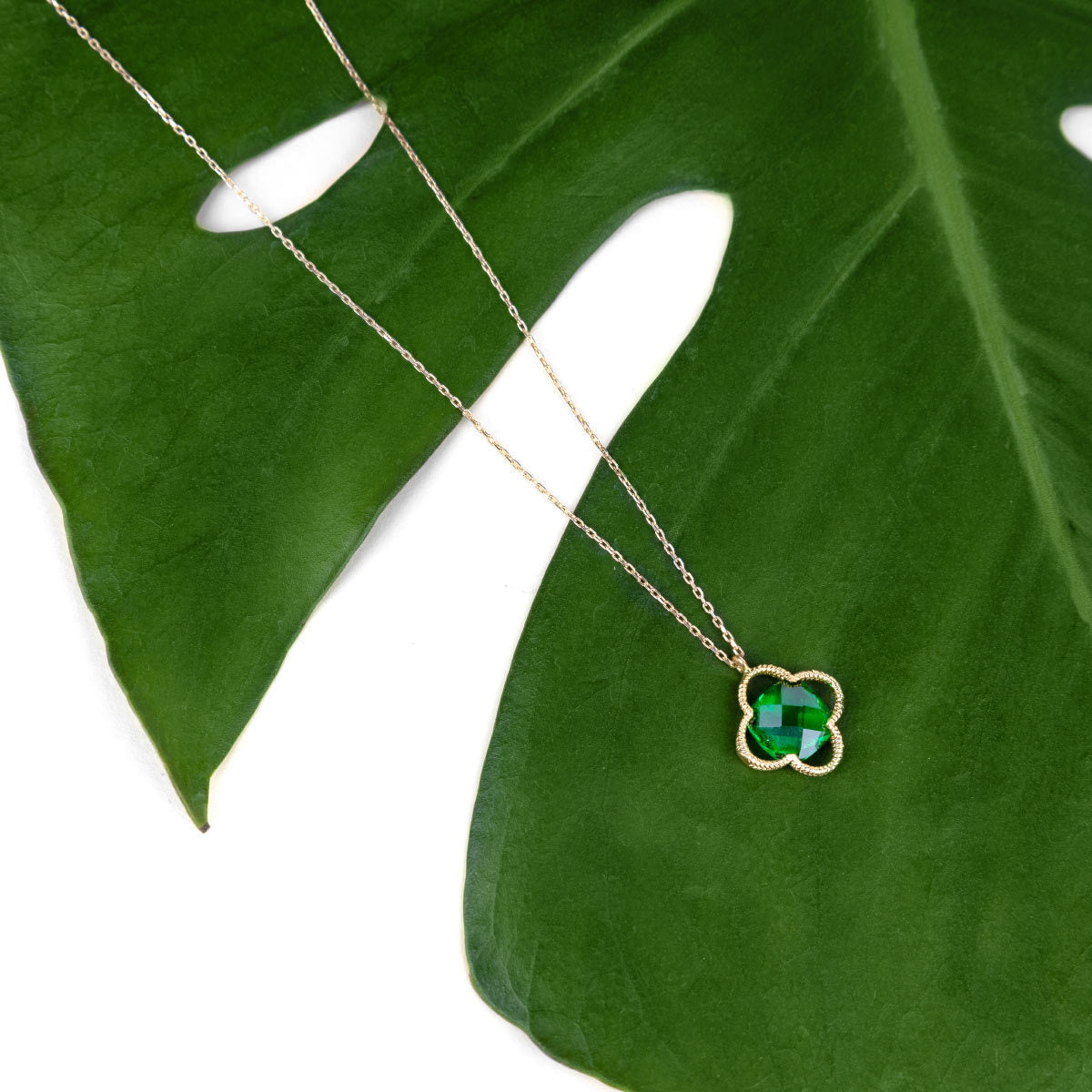 Dolce Vita Crystal Pendant Necklace (Small)