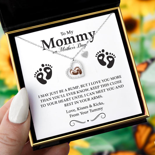 To My Mommy on Mother's Day - Baby Feet Heart Pendant Necklace Gift Set