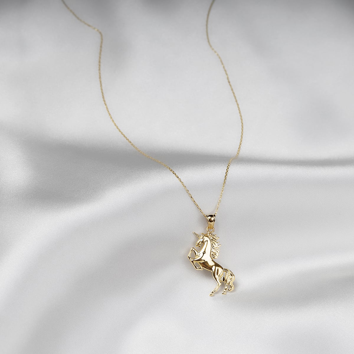 Be Like The Unicorn - Solid Gold Unicorn Necklace Gift Set