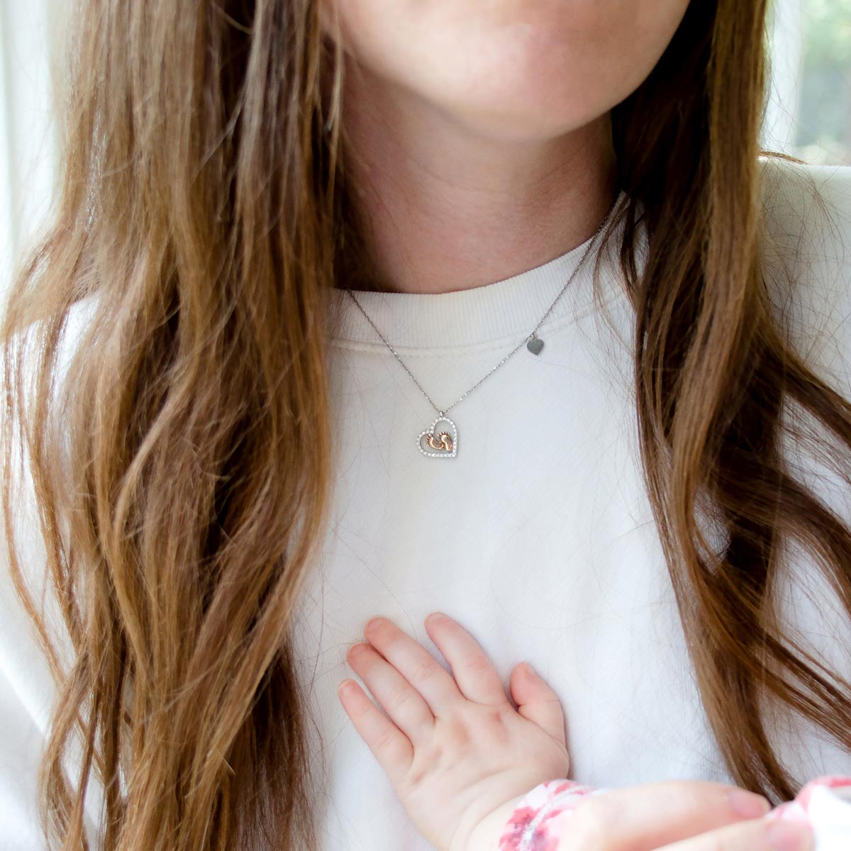 MOM Tiny Foot Prints - Baby Feet Heart Pendant Necklace Gift Set