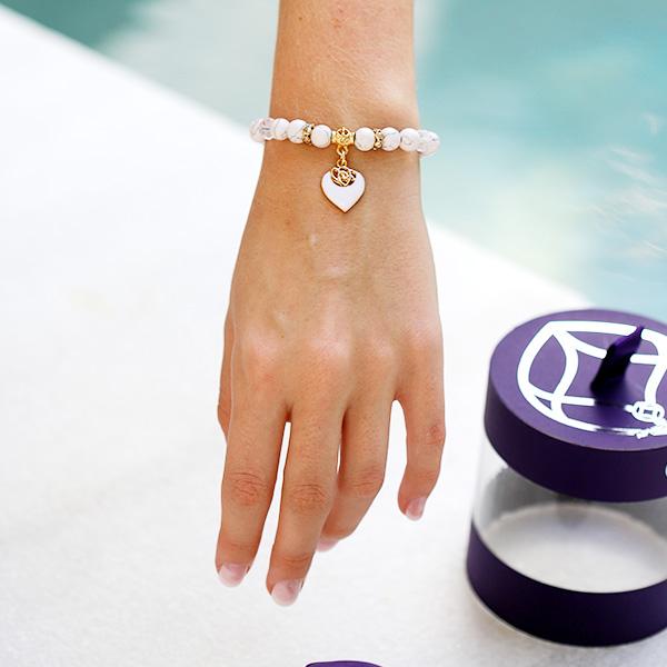 Aphrodites Window Box - White Rose Beaded Bracelet