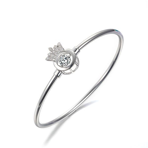 Luxe Crown Bangle