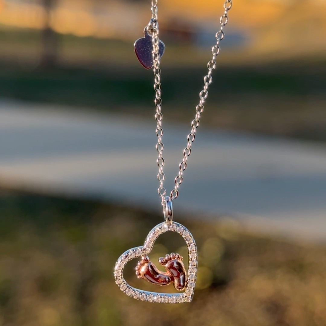 To My Mommy - Baby Feet Heart Pendant Necklace Gift Set