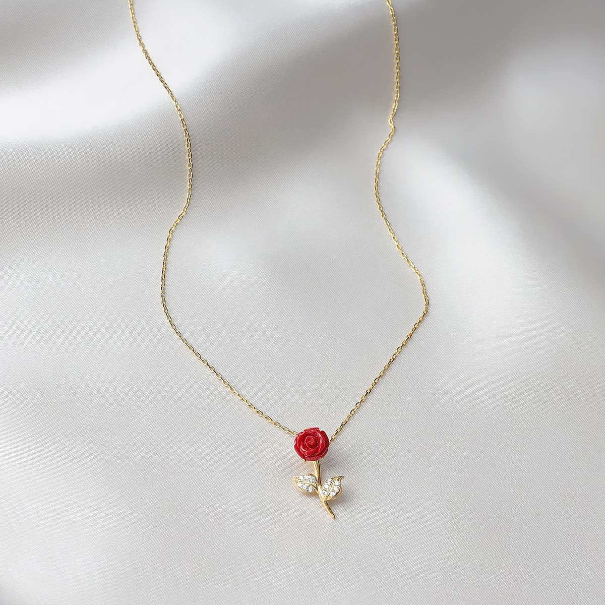 Red Rose Pendant Necklace