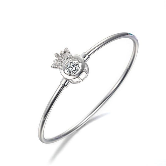 Luxe Crown Bangle
